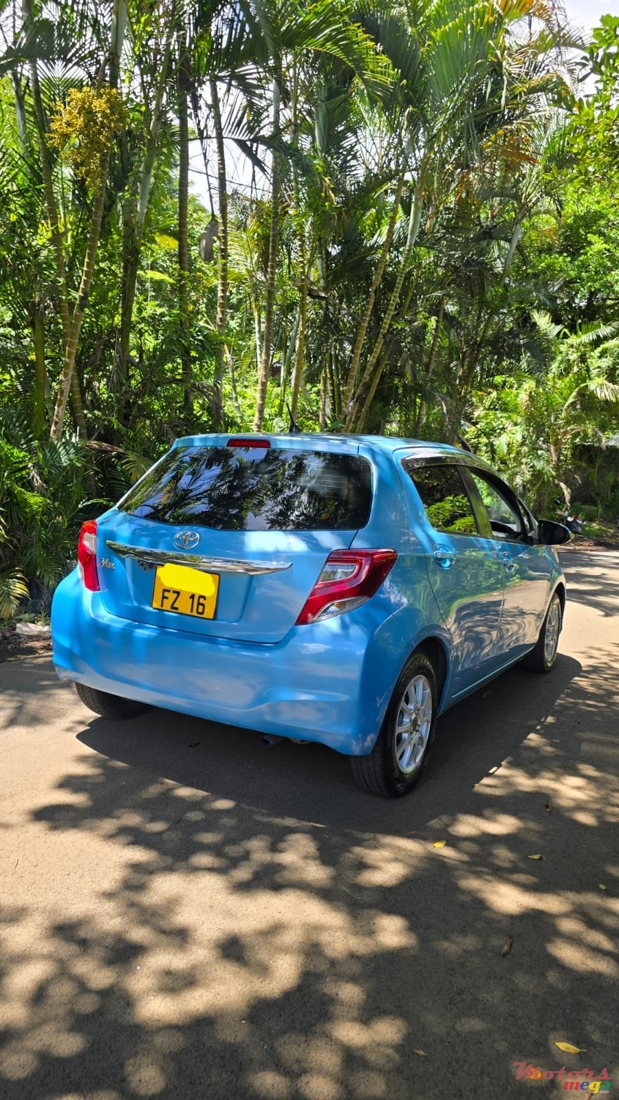 2016' Toyota Vitz photo #3