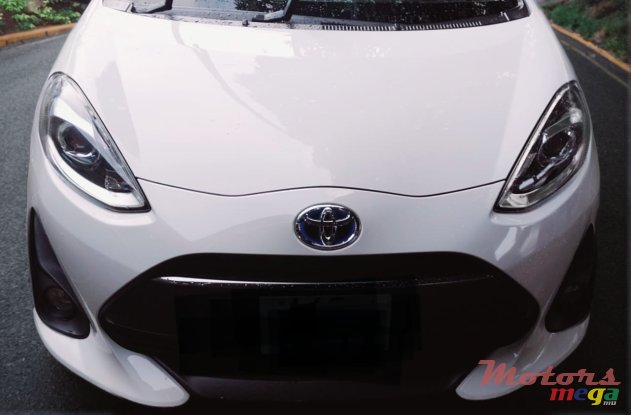 2017' Toyota Aqua photo #1