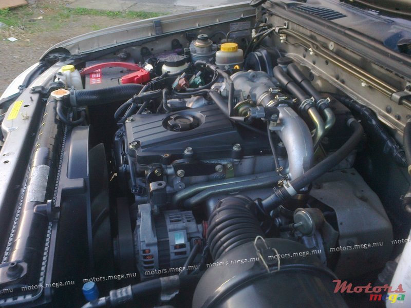 2005' Nissan Hardbody PREDATOR photo #4