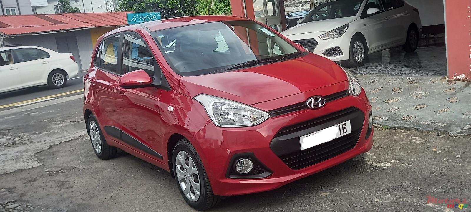 2016' Hyundai Grand i10 photo #1