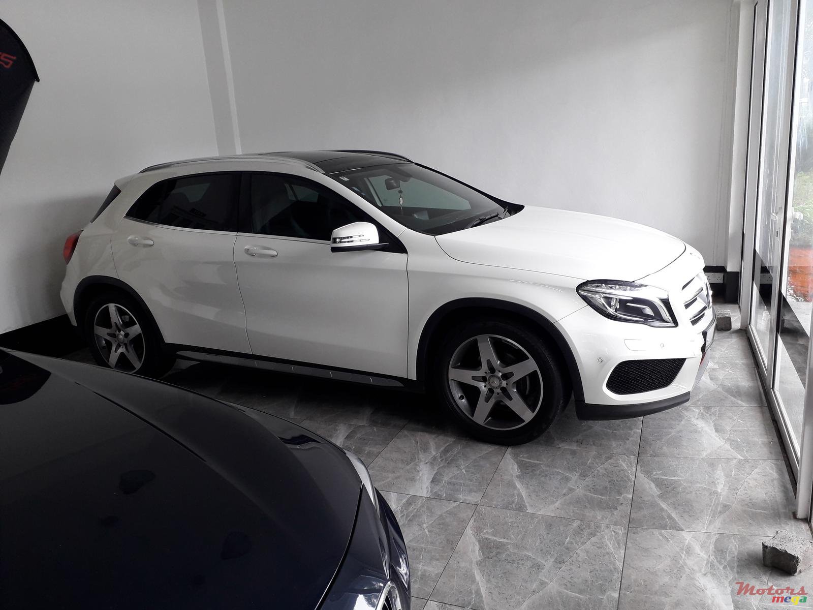 2016' Mercedes-Benz GLA-Class GLA photo #3