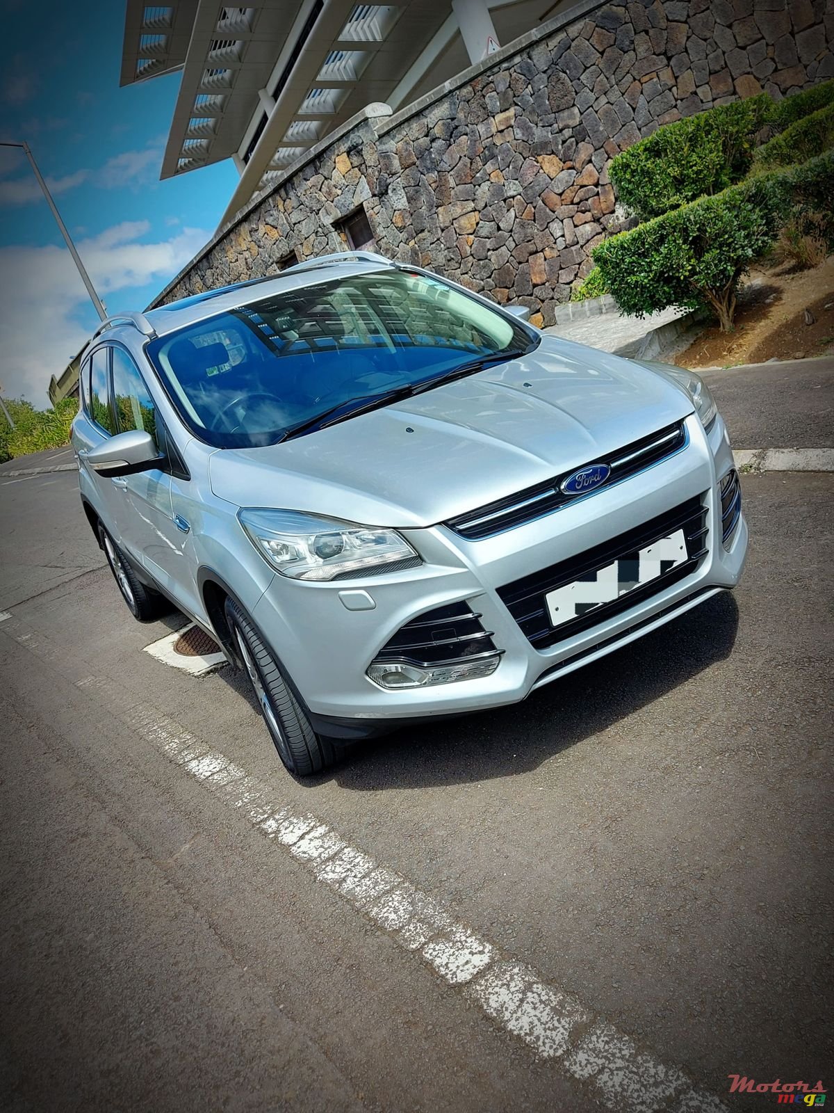 2014' Ford Kuga photo #1