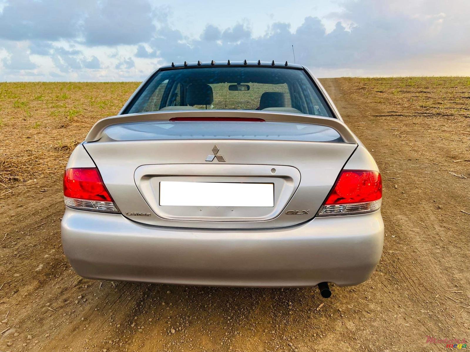 2009' Mitsubishi Lancer photo #3