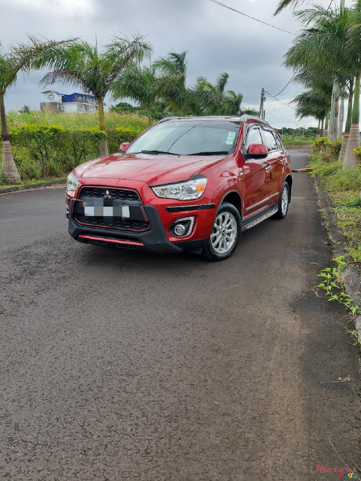 2015' Mitsubishi ASX photo #1