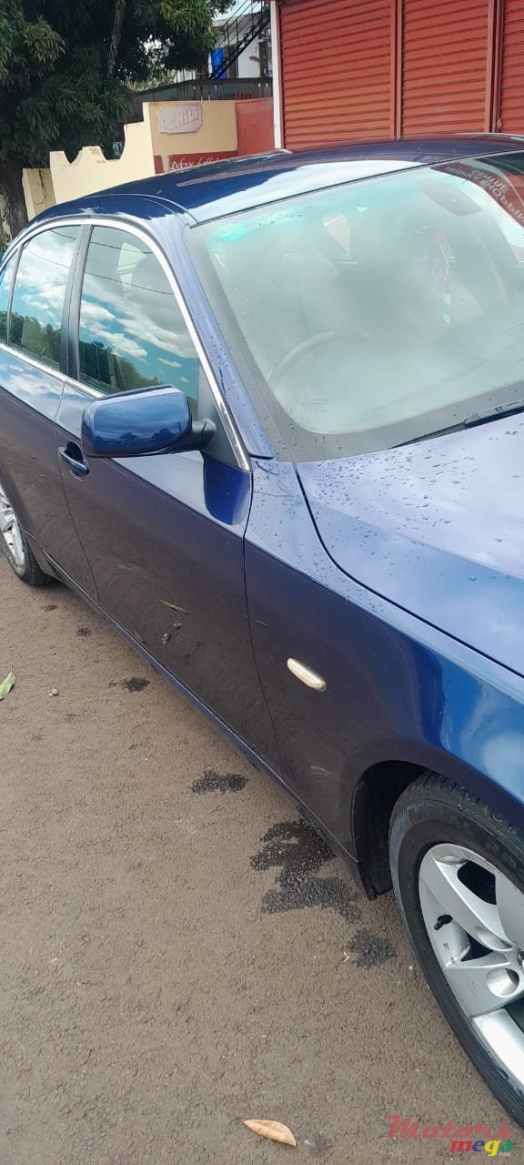 2009' BMW 520 photo #2