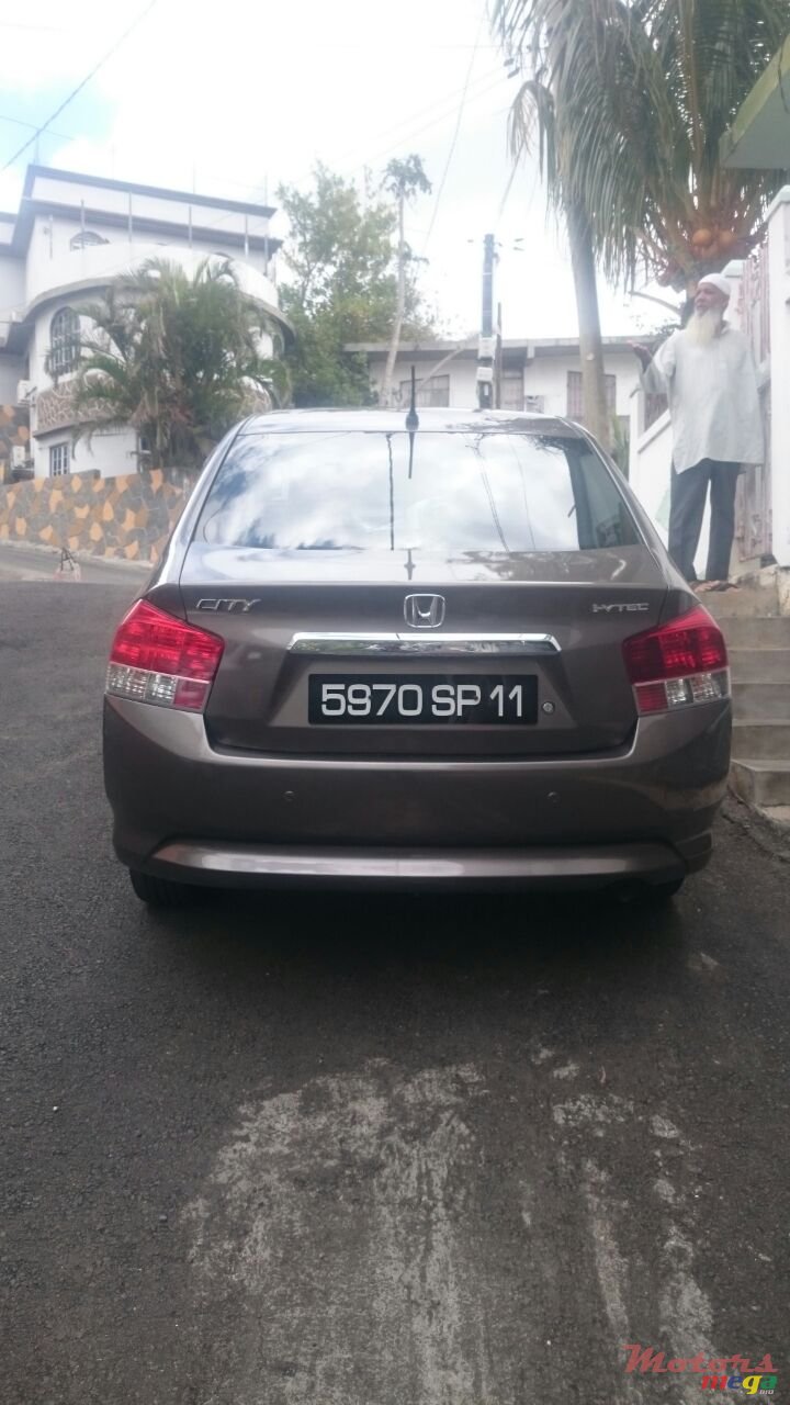 2011' Honda City photo #5