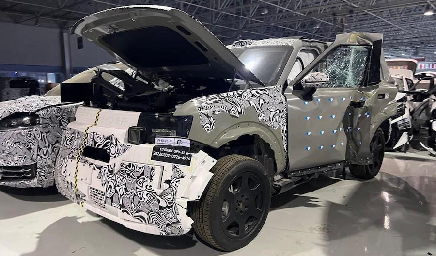 First look at new Freelander as crash test pictures leaked