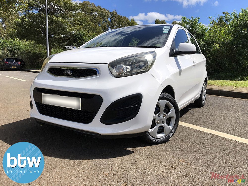 2013' Kia Picanto photo #2