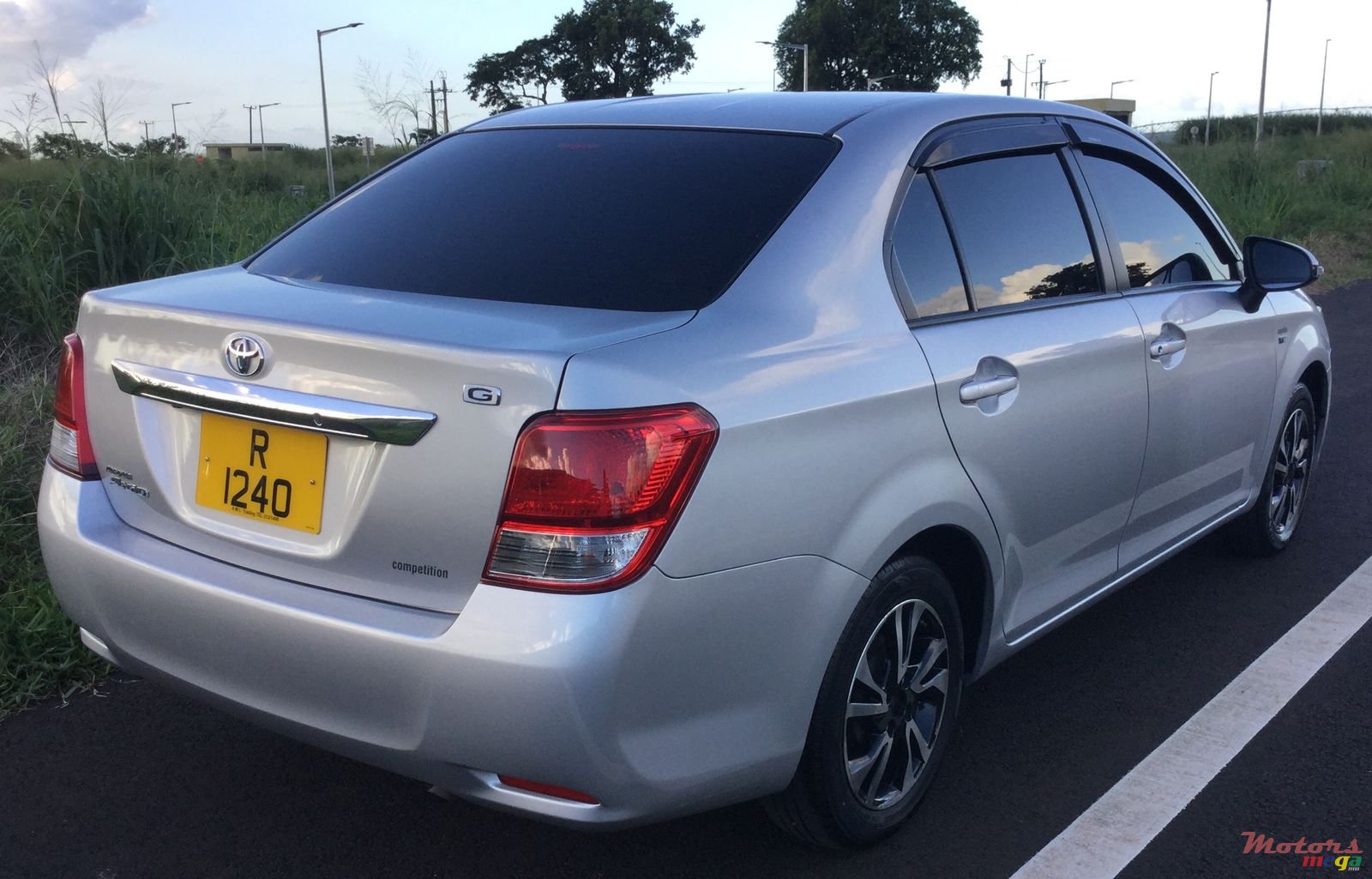 2013' Toyota Axio photo #2