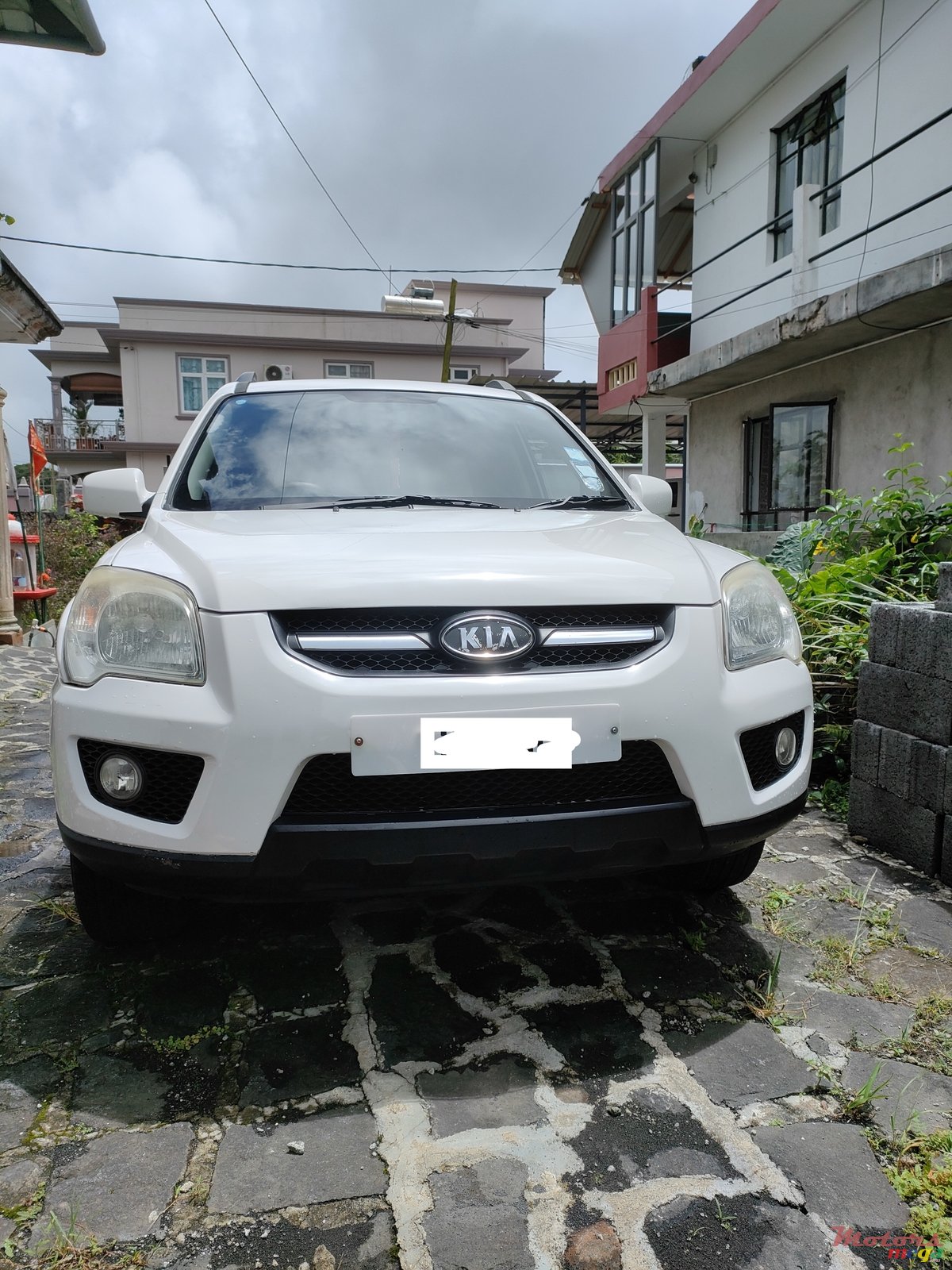 2010' Kia Sportage photo #3