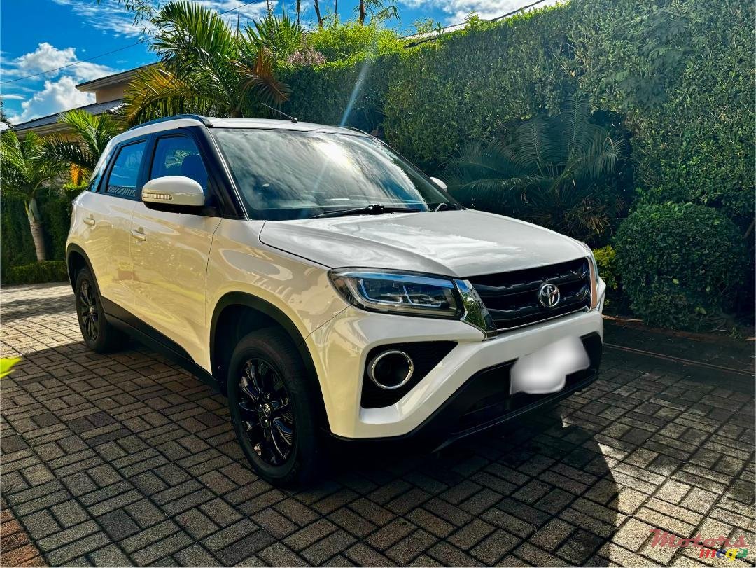 2021' Toyota Urban Cruiser photo #1