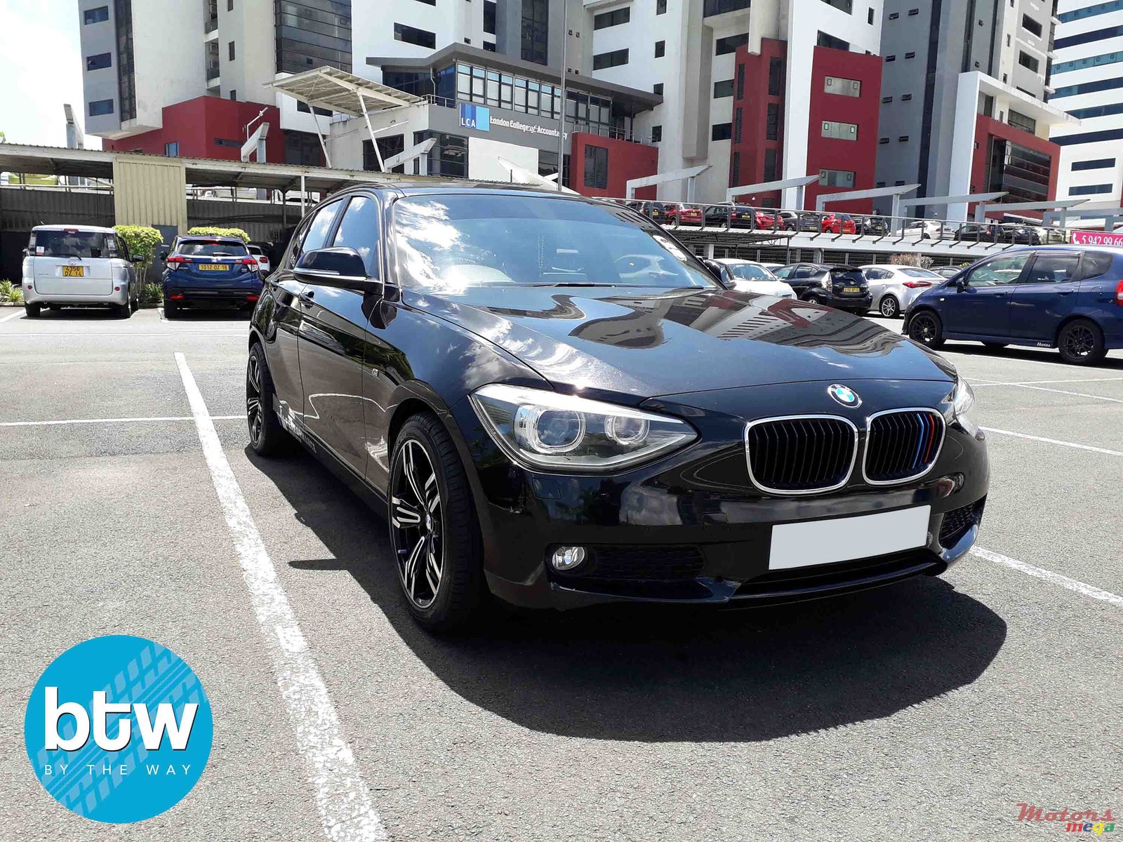 2012' BMW 116 i Automatic photo #1