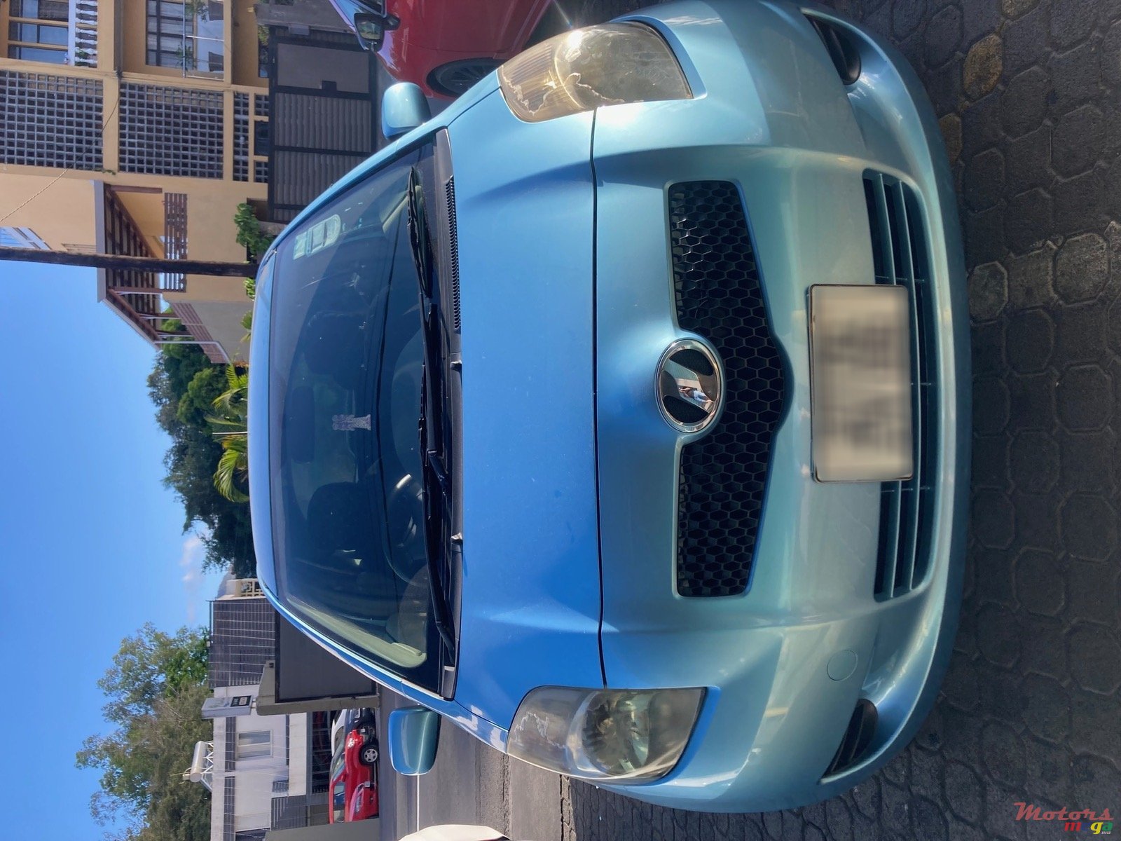 2006' Toyota Vitz photo #1