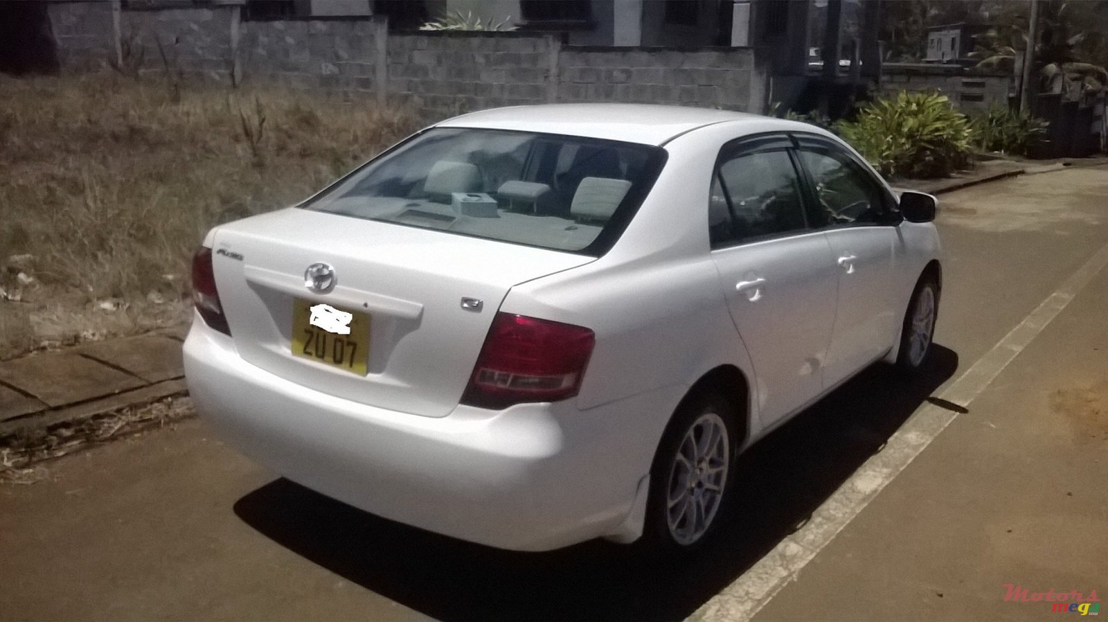 2007' Toyota Axio photo #3