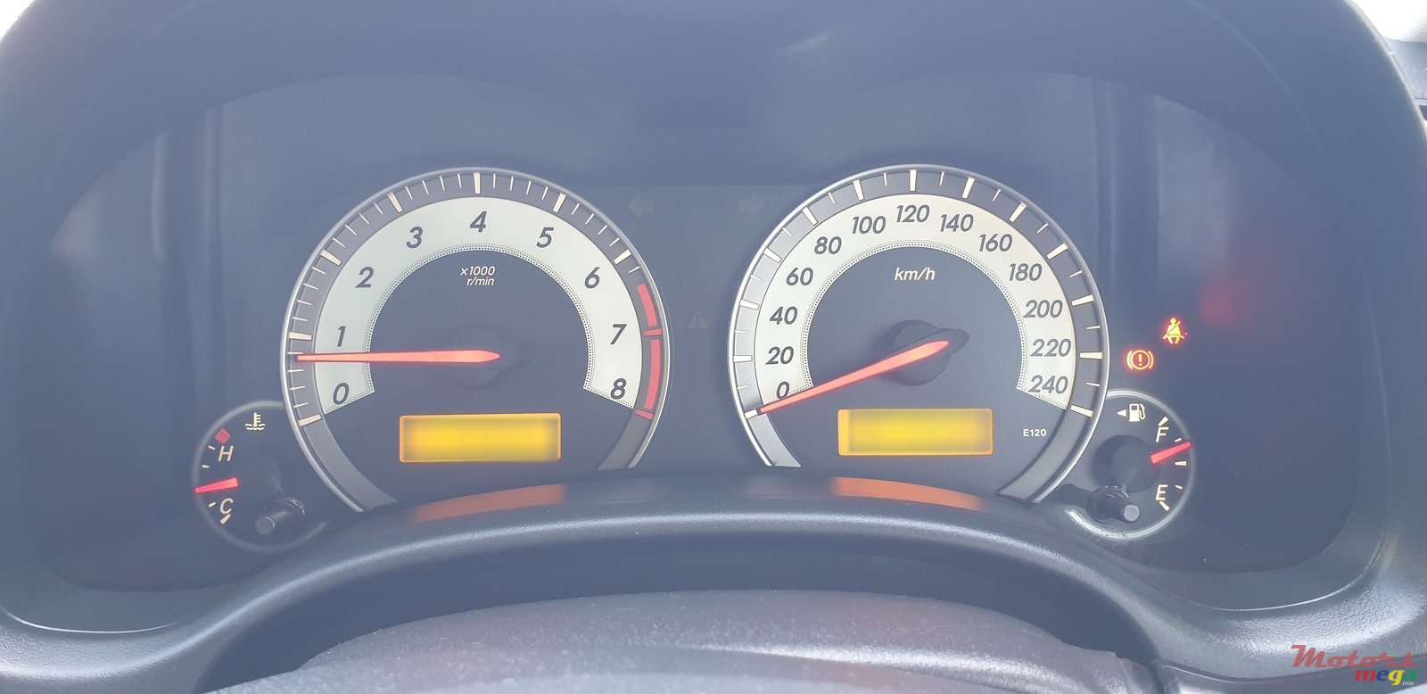 2012' Toyota Corolla GLI photo #6