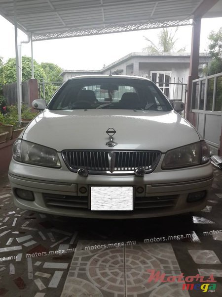 2002' Nissan N16 Super Saloon photo #1