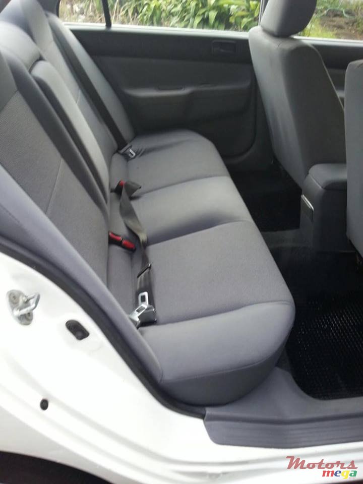 2009' Mitsubishi Lancer GLX photo #7