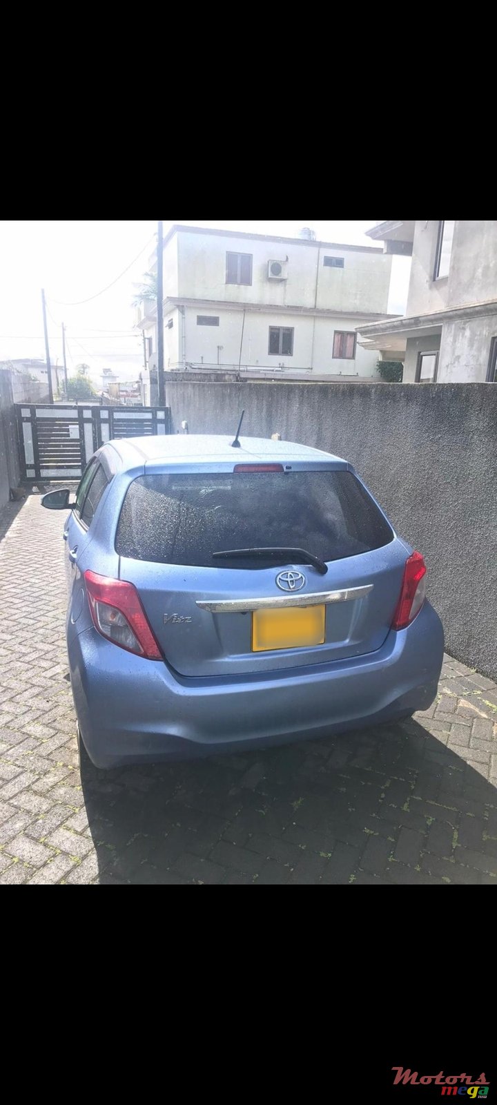 2012' Toyota Vitz photo #4