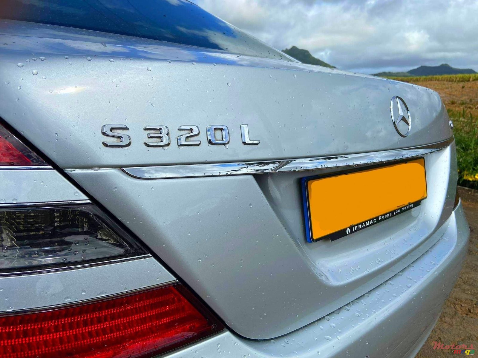 2009' Mercedes-Benz S 320 LWB photo #4