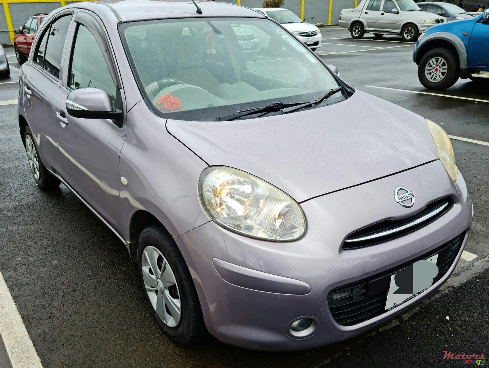 2012' Nissan March photo #5