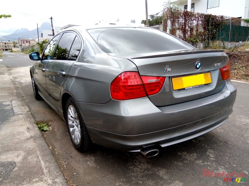 2009' BMW 316 i photo #2