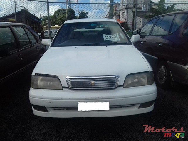 1997' Toyota Carina photo #1