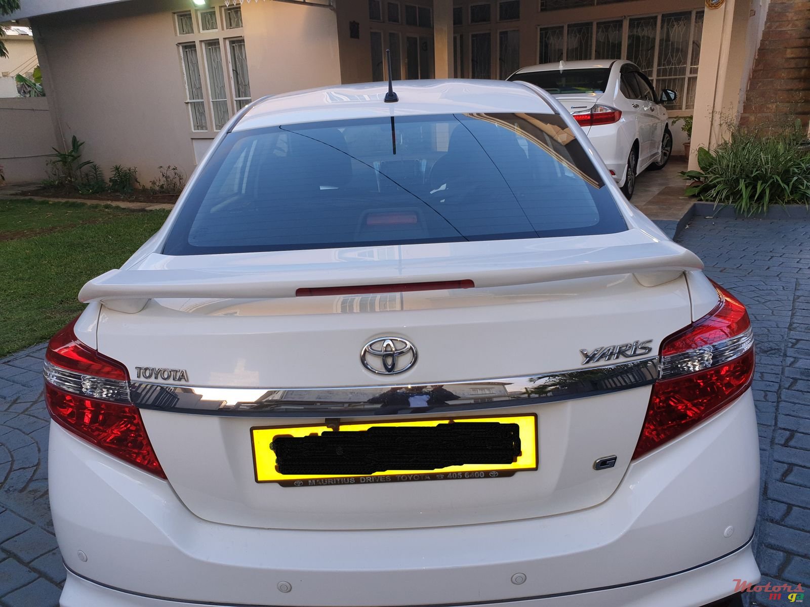 2014' Toyota Yaris SPORTIVO G photo #3