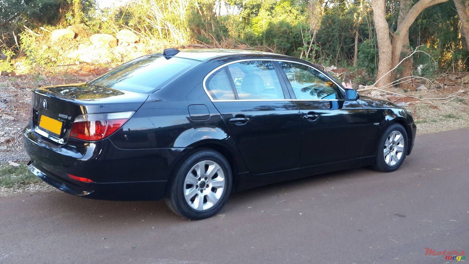 2004' BMW 525 photo #1