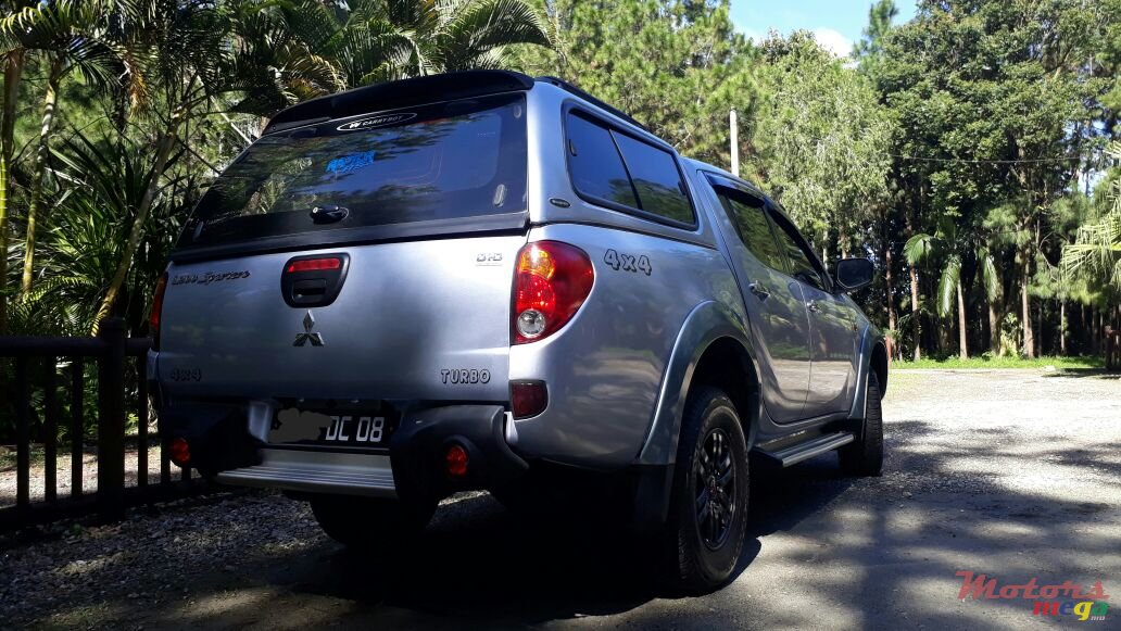 2008' Mitsubishi L 200 Sportero  4x4 turbo photo #2