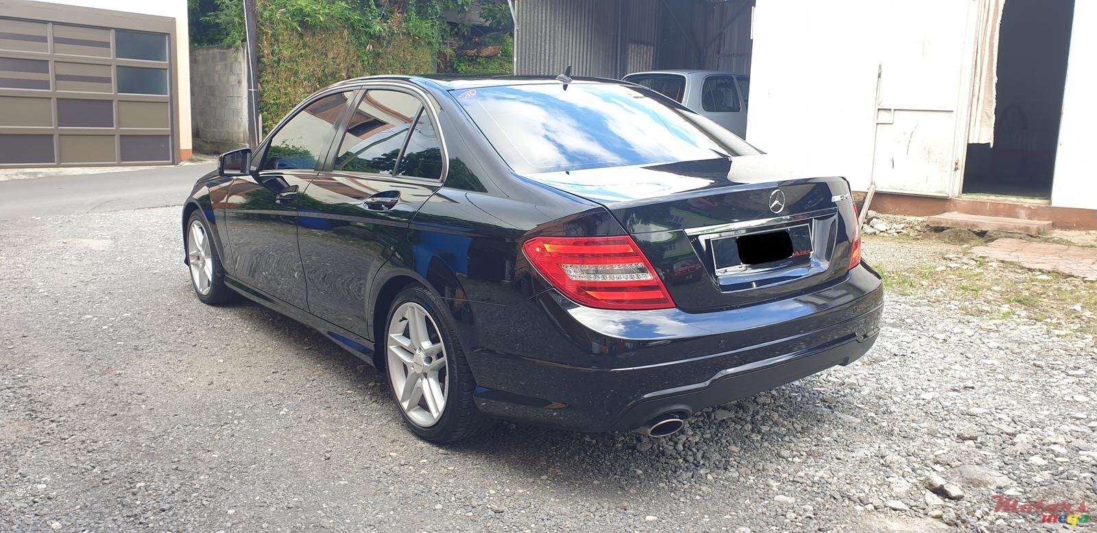 2013' Mercedes-Benz C-Class photo #3