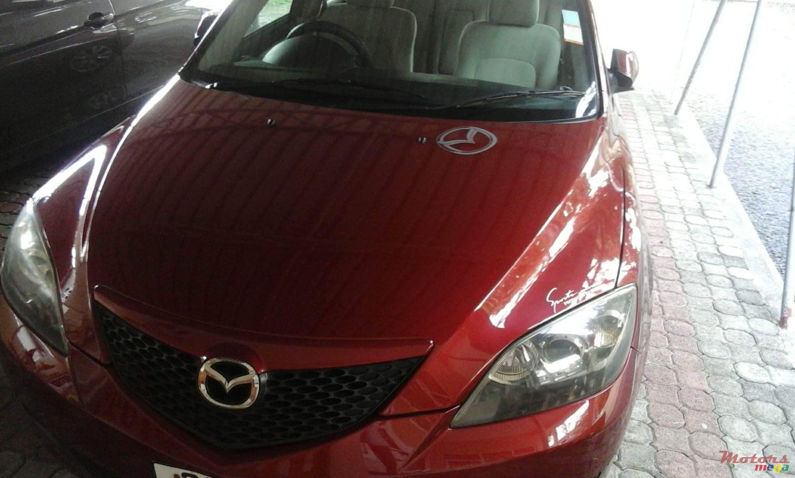 2009' Mazda 3 HATCHBACK photo #1