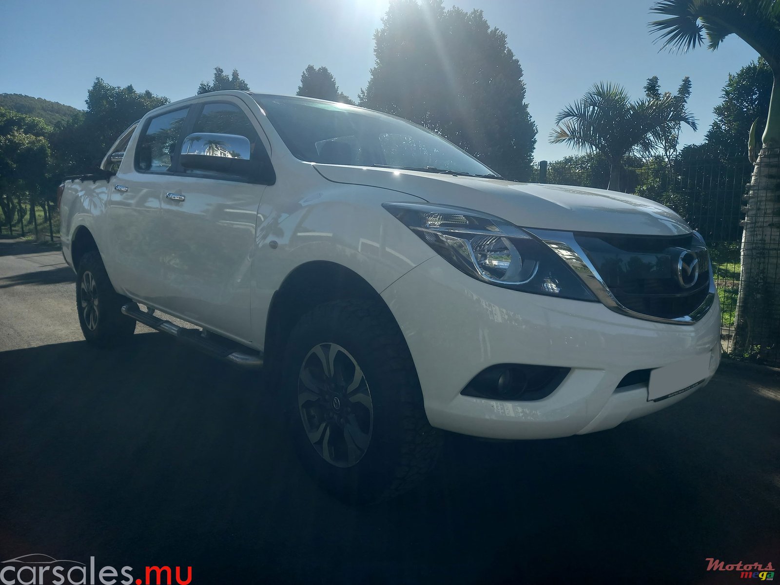 2020' Mazda BT-50 2.2 4x4 photo #2