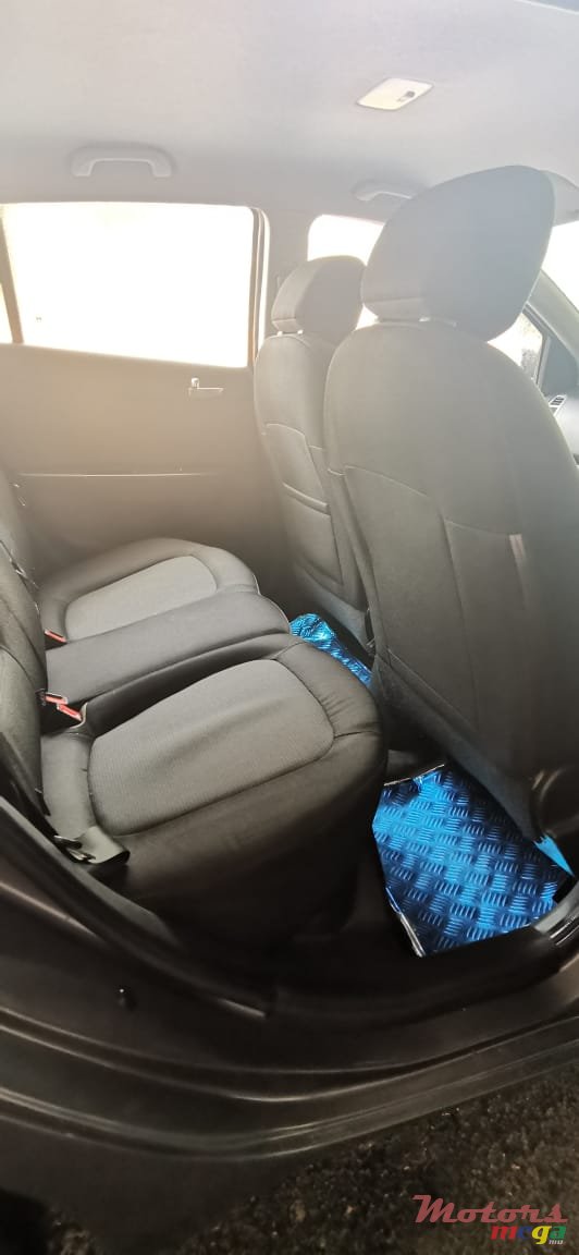 2015' Hyundai i20 photo #4