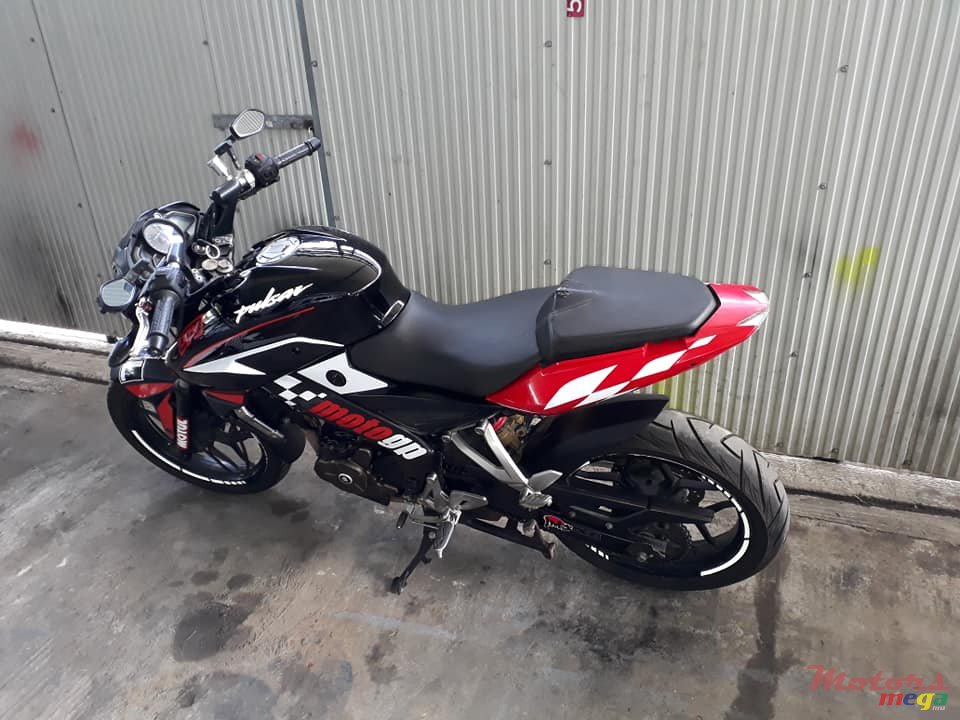 2014' Bajaj Pulsar photo #5