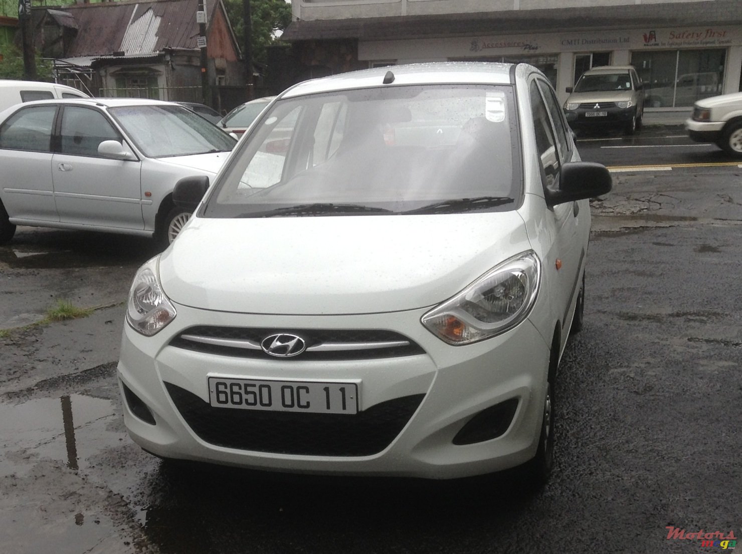 2011' Hyundai i10 photo #1