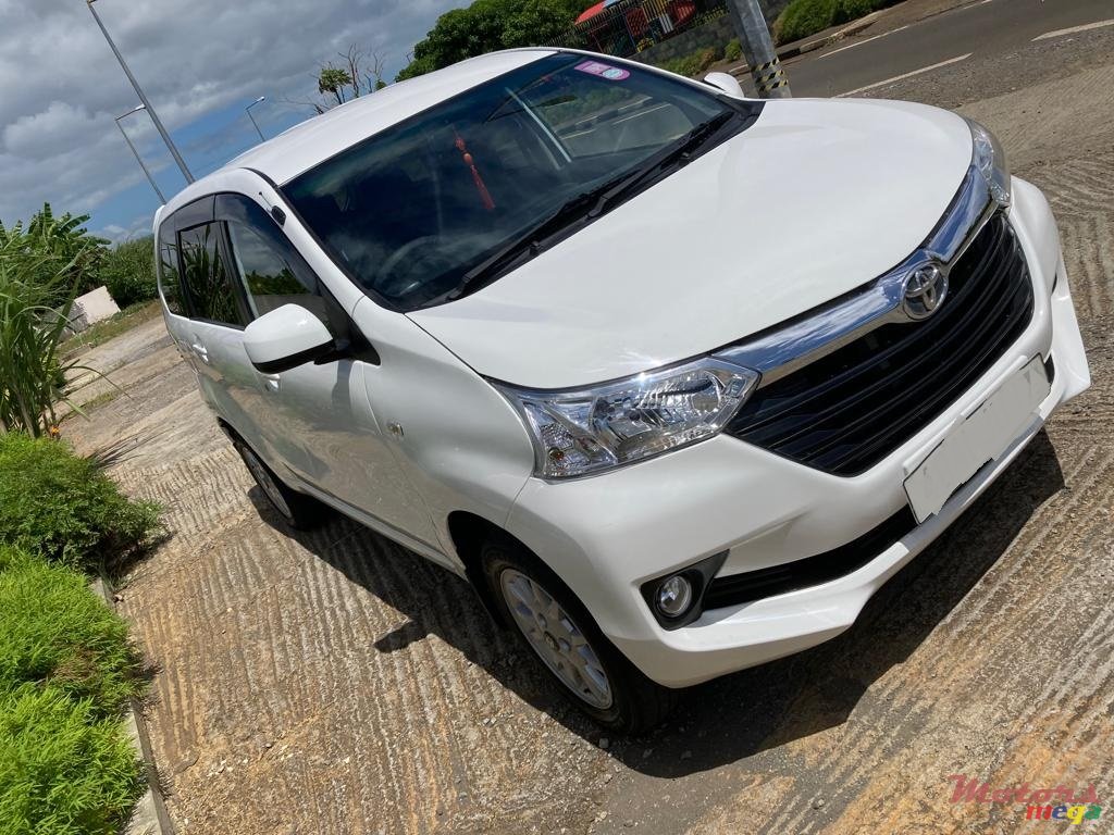 2017' Toyota Avanza photo #3