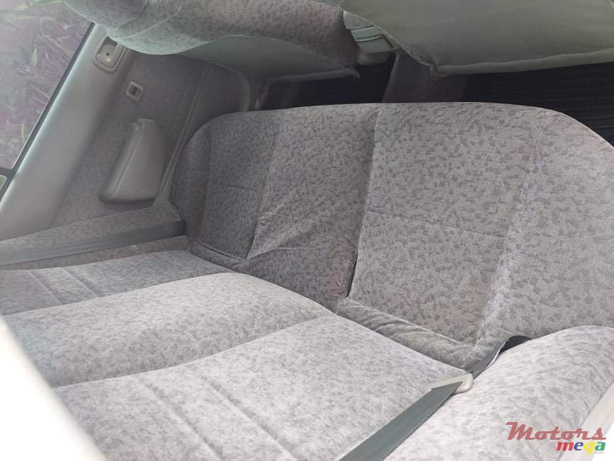 1998' Toyota Corolla photo #3