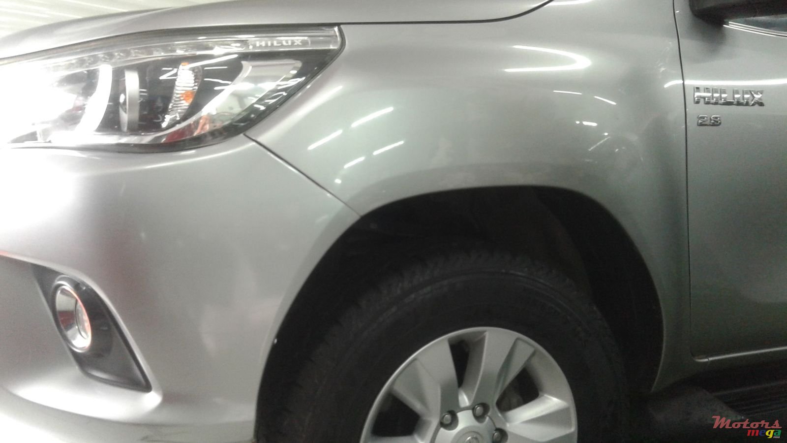 2016' Toyota Hilux photo #2