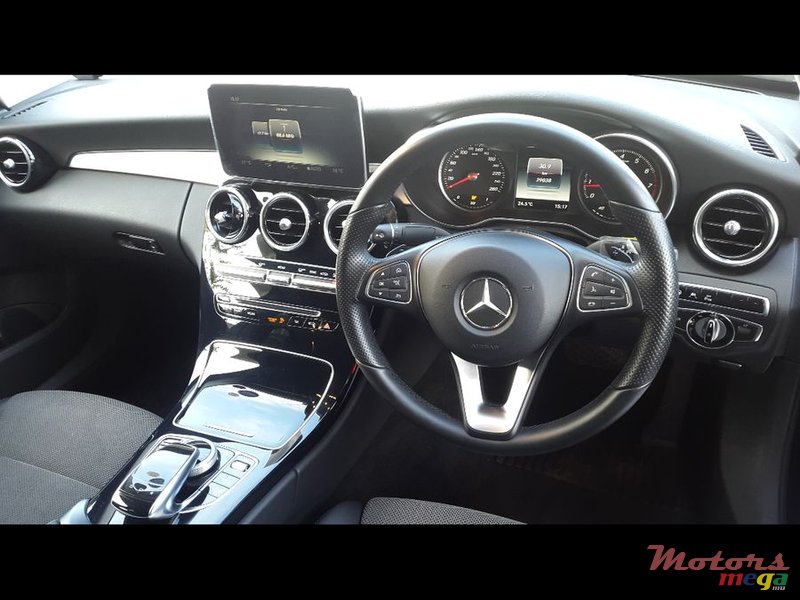 2014' Mercedes-Benz Citan photo #5