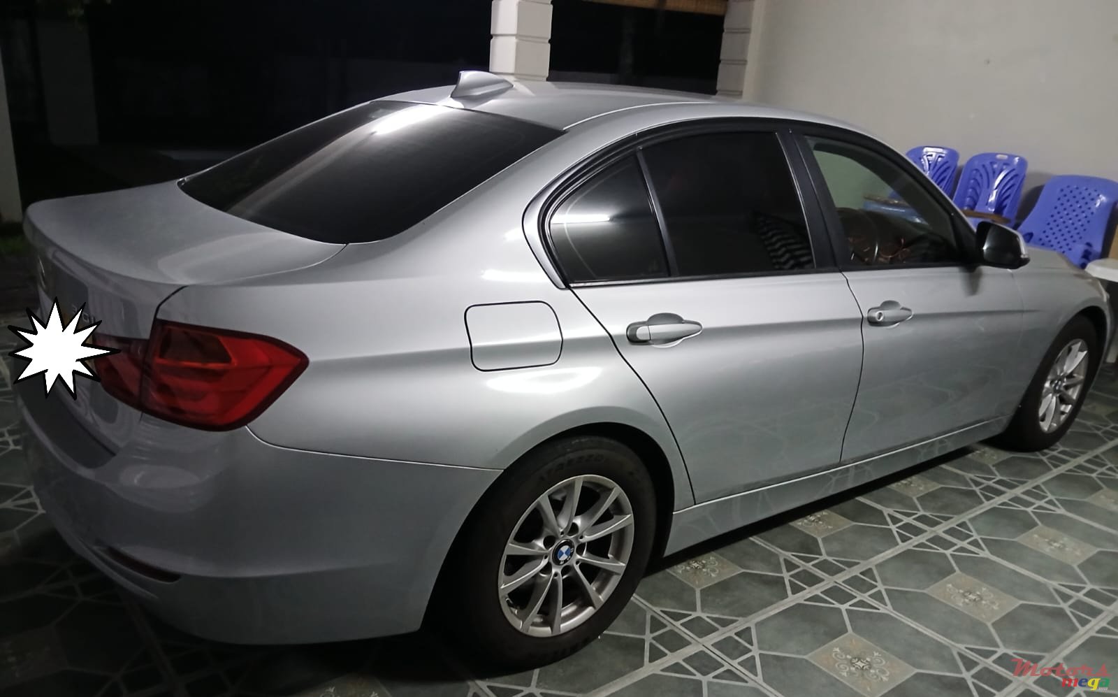 2013' BMW 316 photo #3