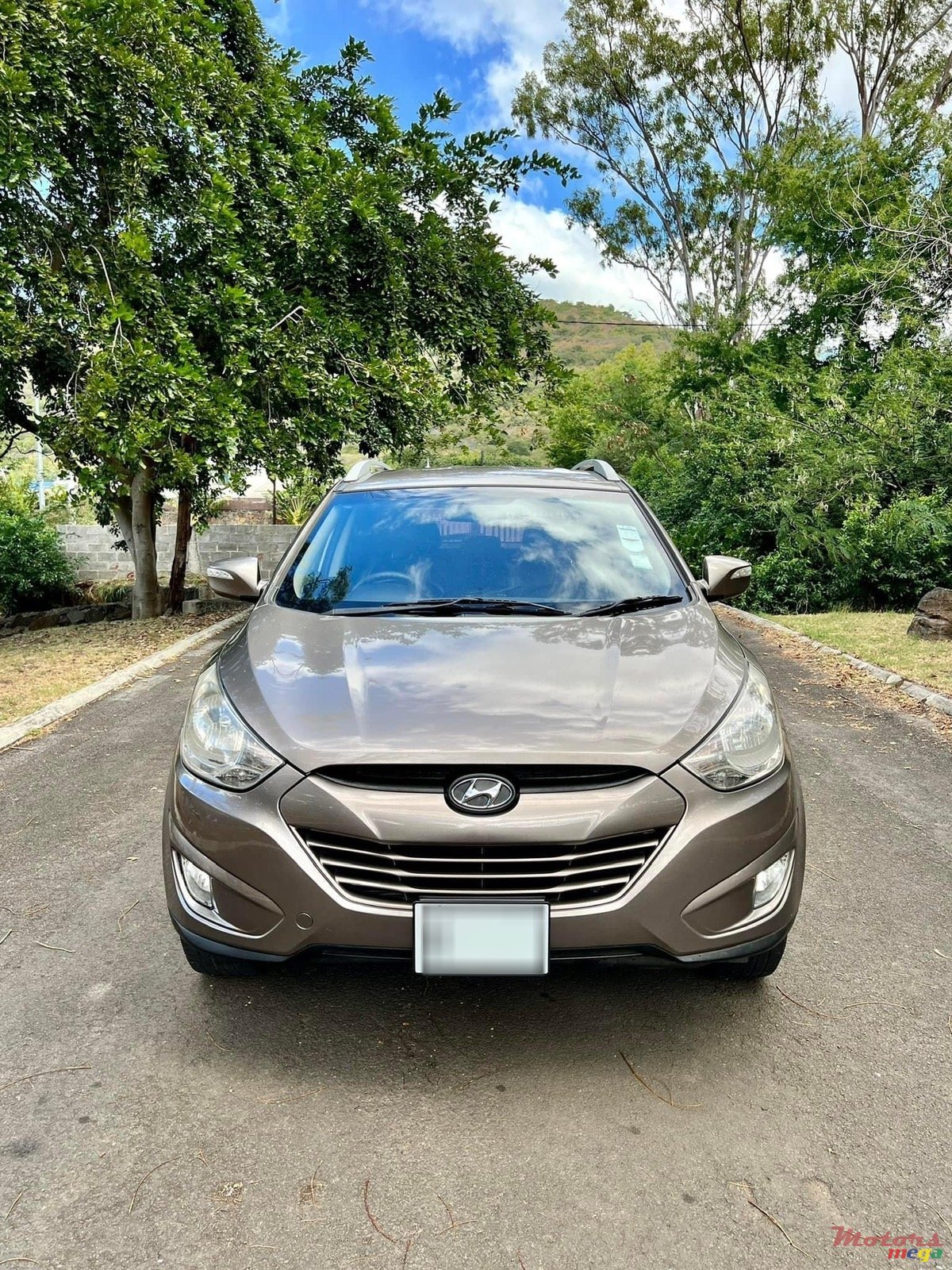 2011' Hyundai photo #1