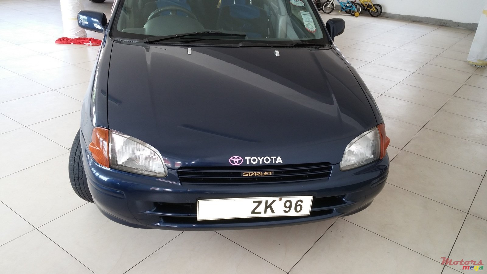 1996' Toyota Starlet reflet X photo #2