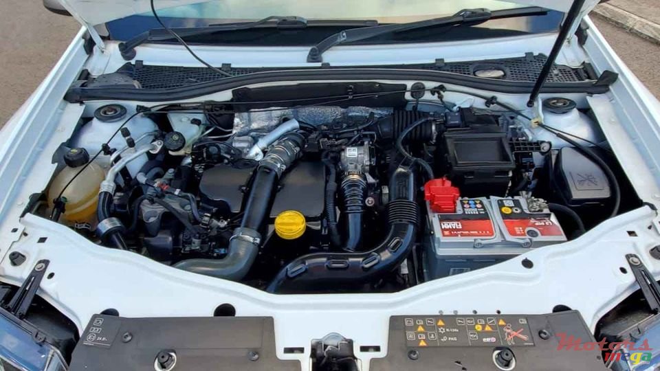 2017' Renault Duster 1.5L AUTOMATIC photo #7