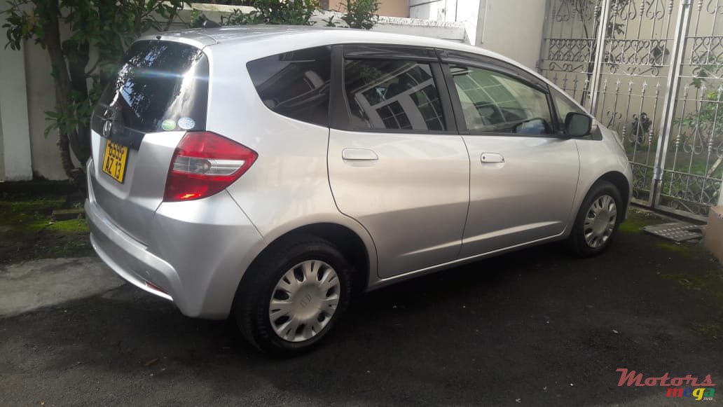 2013' Honda Fit photo #2