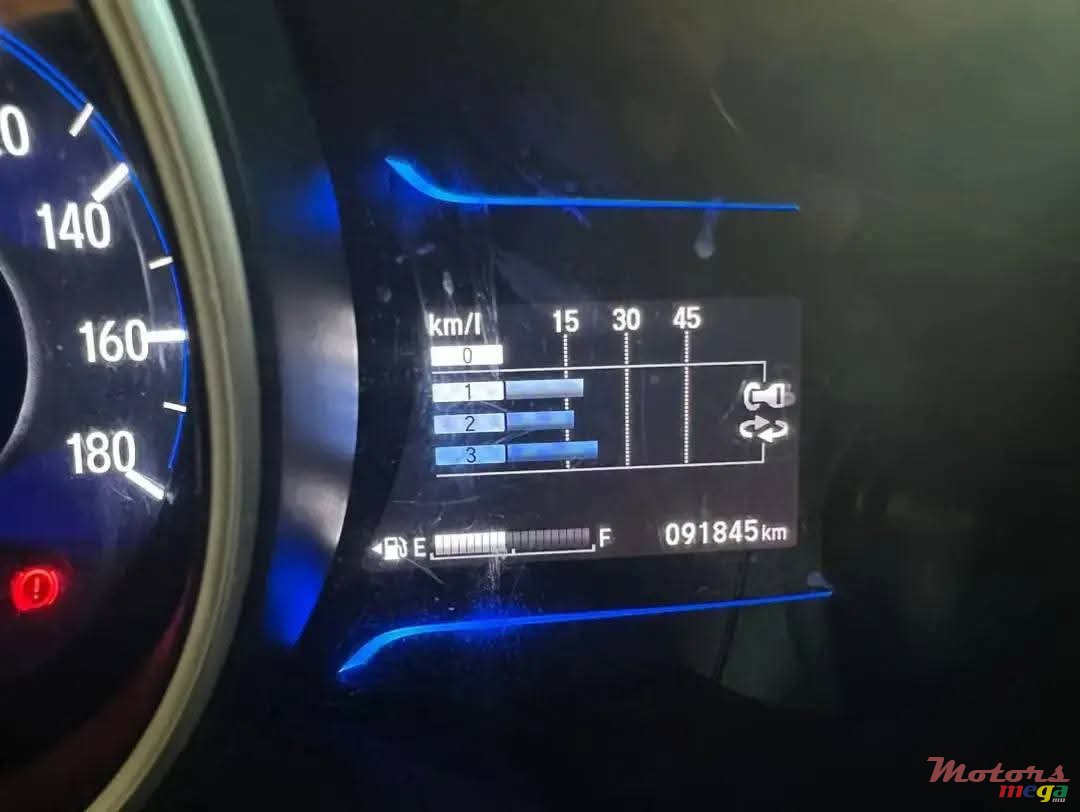 2016' Honda Fit photo #7