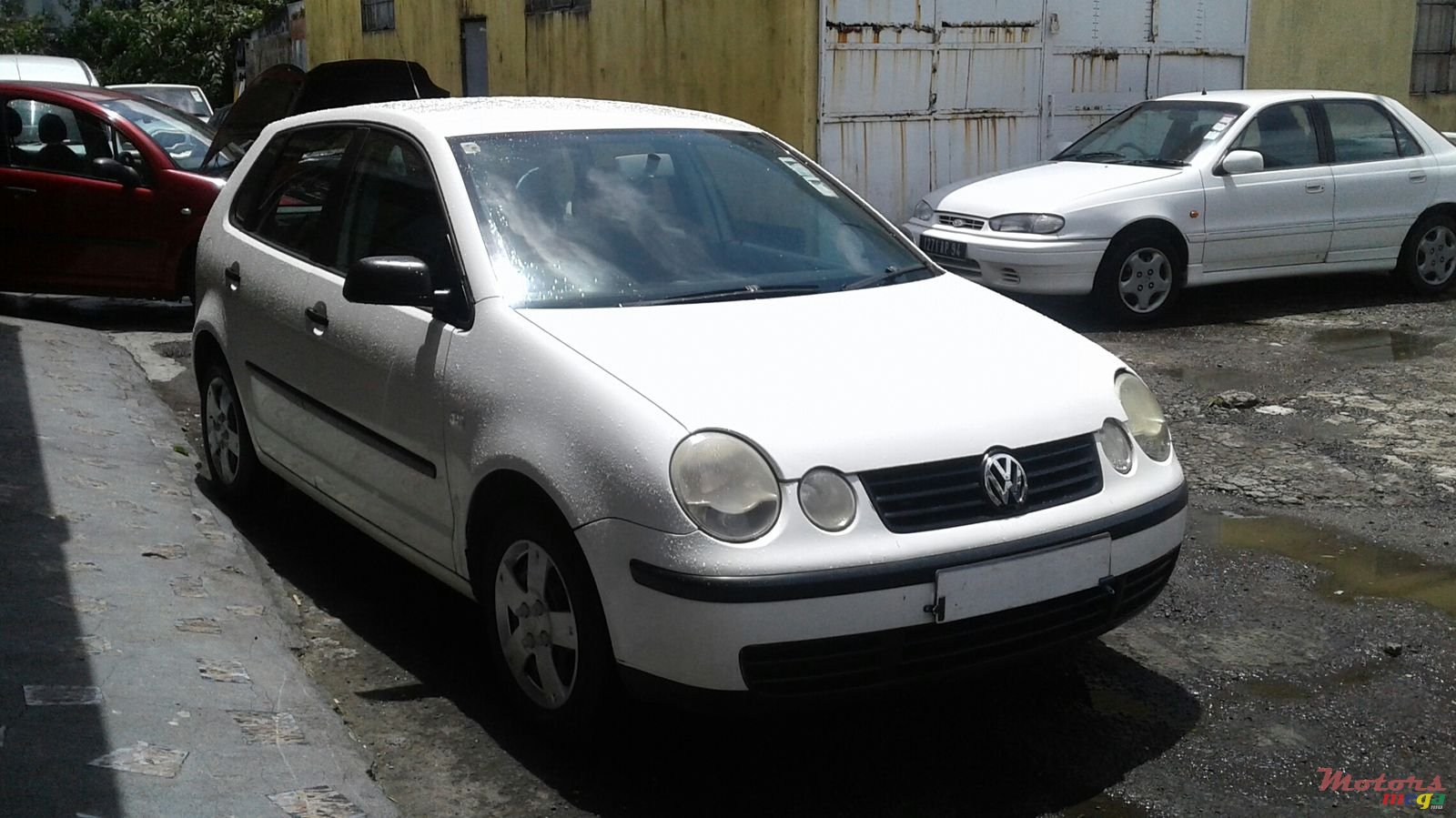 2003' Volkswagen Polo photo #1