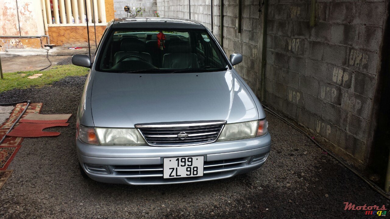 1998' Nissan Sunny photo #2