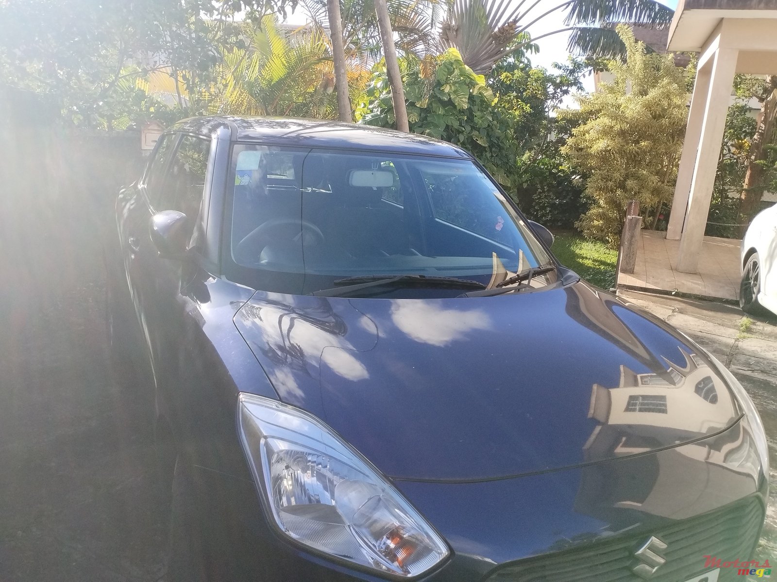 2020' Suzuki Swift photo #2