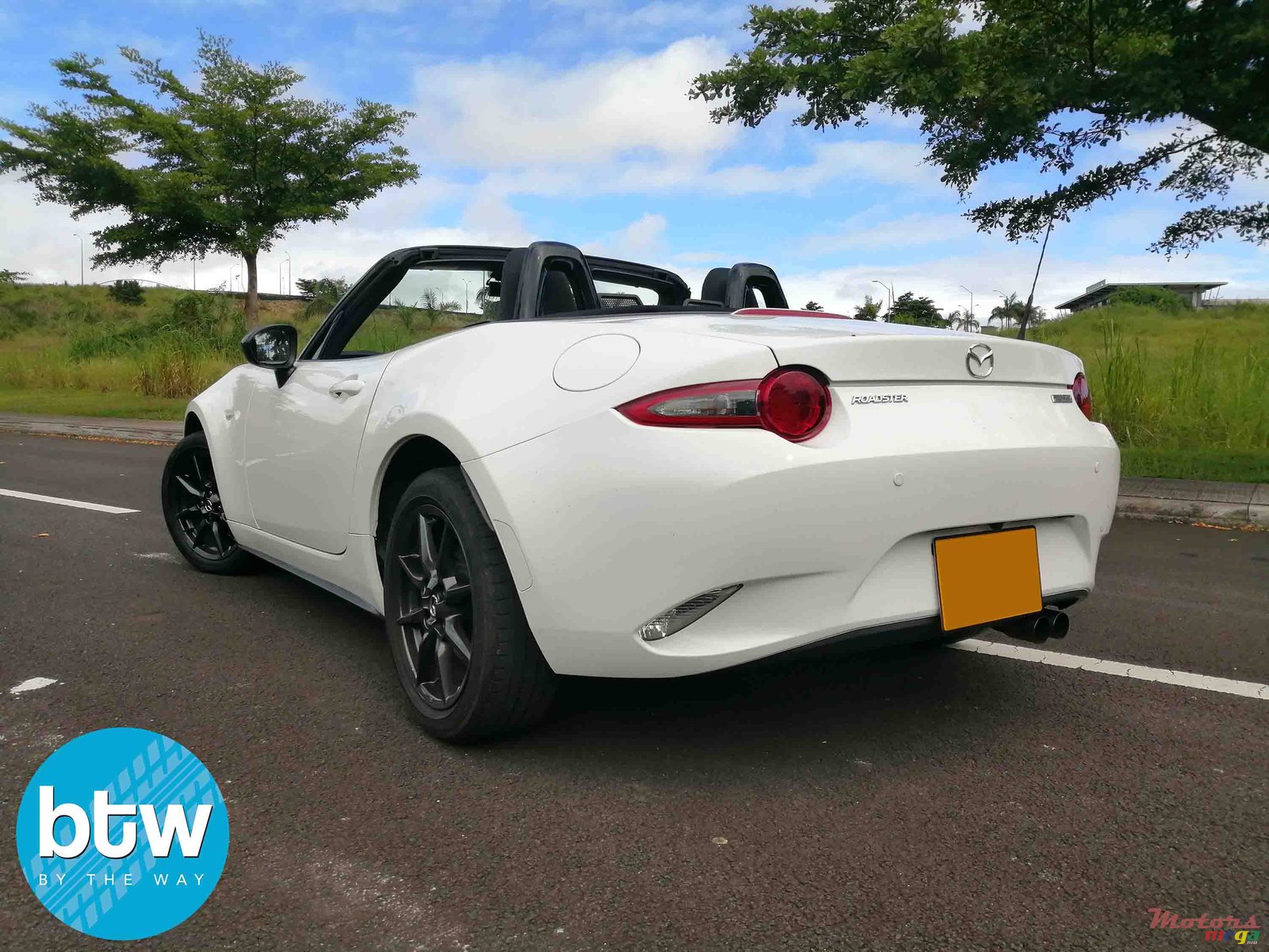 2016' Mazda MX-5 photo #2