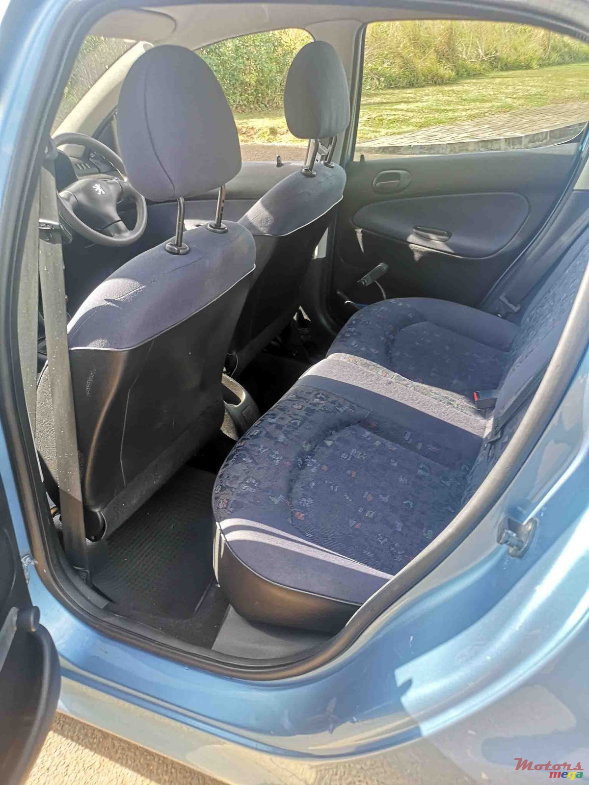 2001' Peugeot 206 photo #3